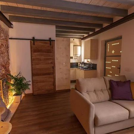 Domus Lapidis - El Taller Apartment